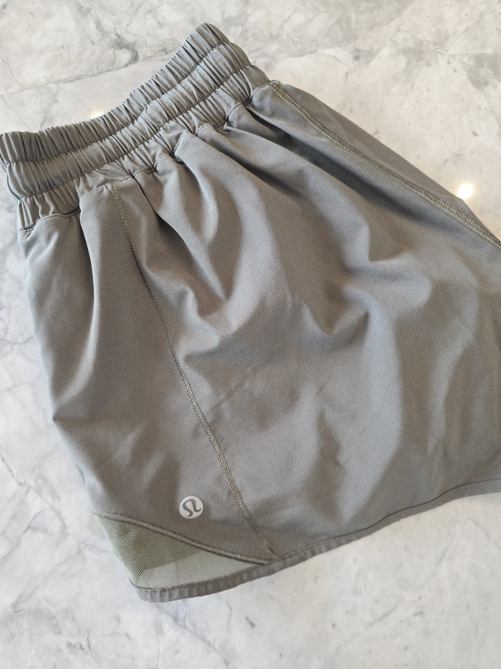 Lululemon Hotty Hot Low-Rise 4" Running Workout Shorts - Size 10 Army/Sage Green